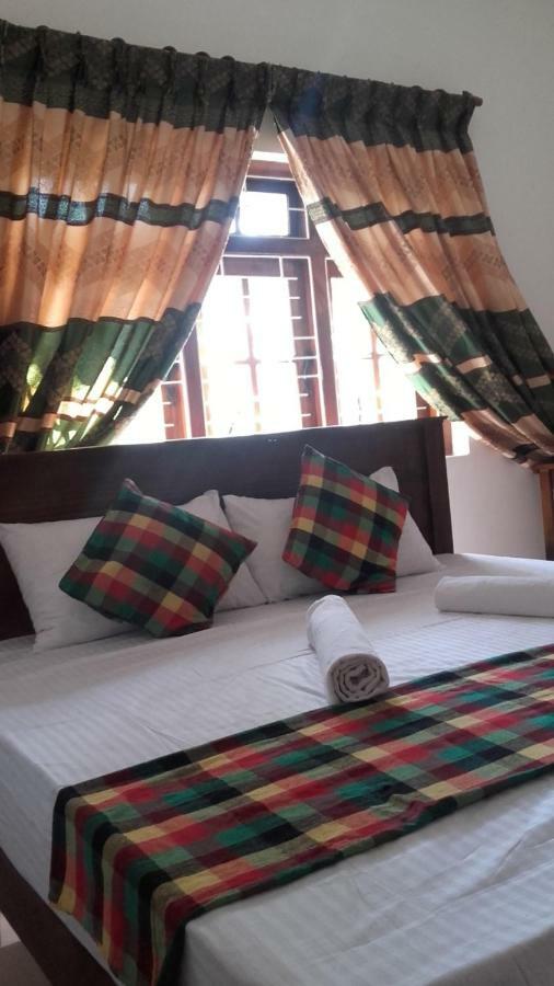 Bed and Breakfast La Sachara Канді Екстер'єр фото