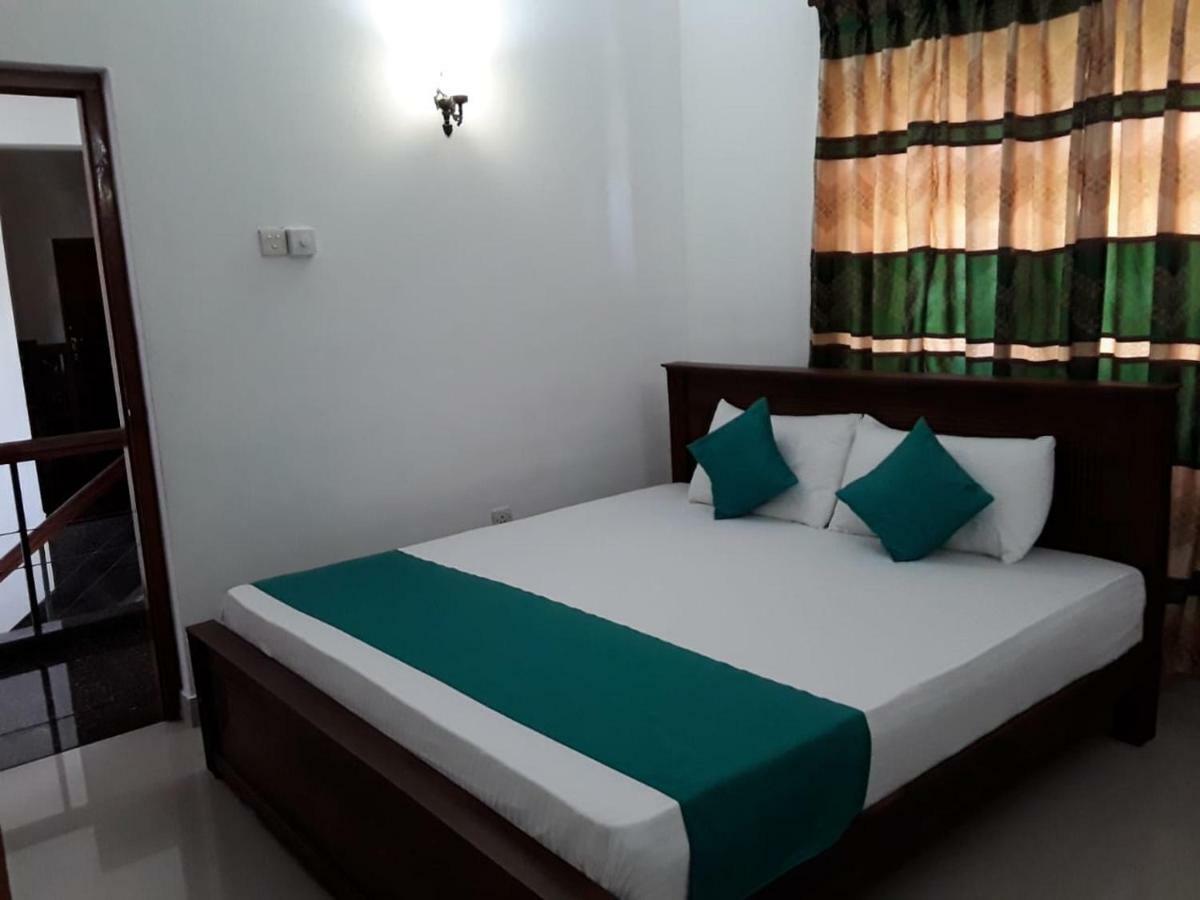 Bed and Breakfast La Sachara Канді Екстер'єр фото